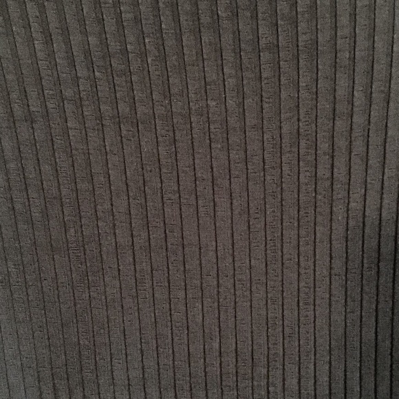 Fashionnova long sleeved black midi slit dress - Picture 5 of 5